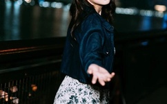 母亲とが话していま视频